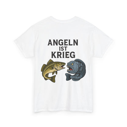 Unisex Heavy Cotton T-Shirt – „Angeln ist Krieg“ – Für alle, die es ernst meinen