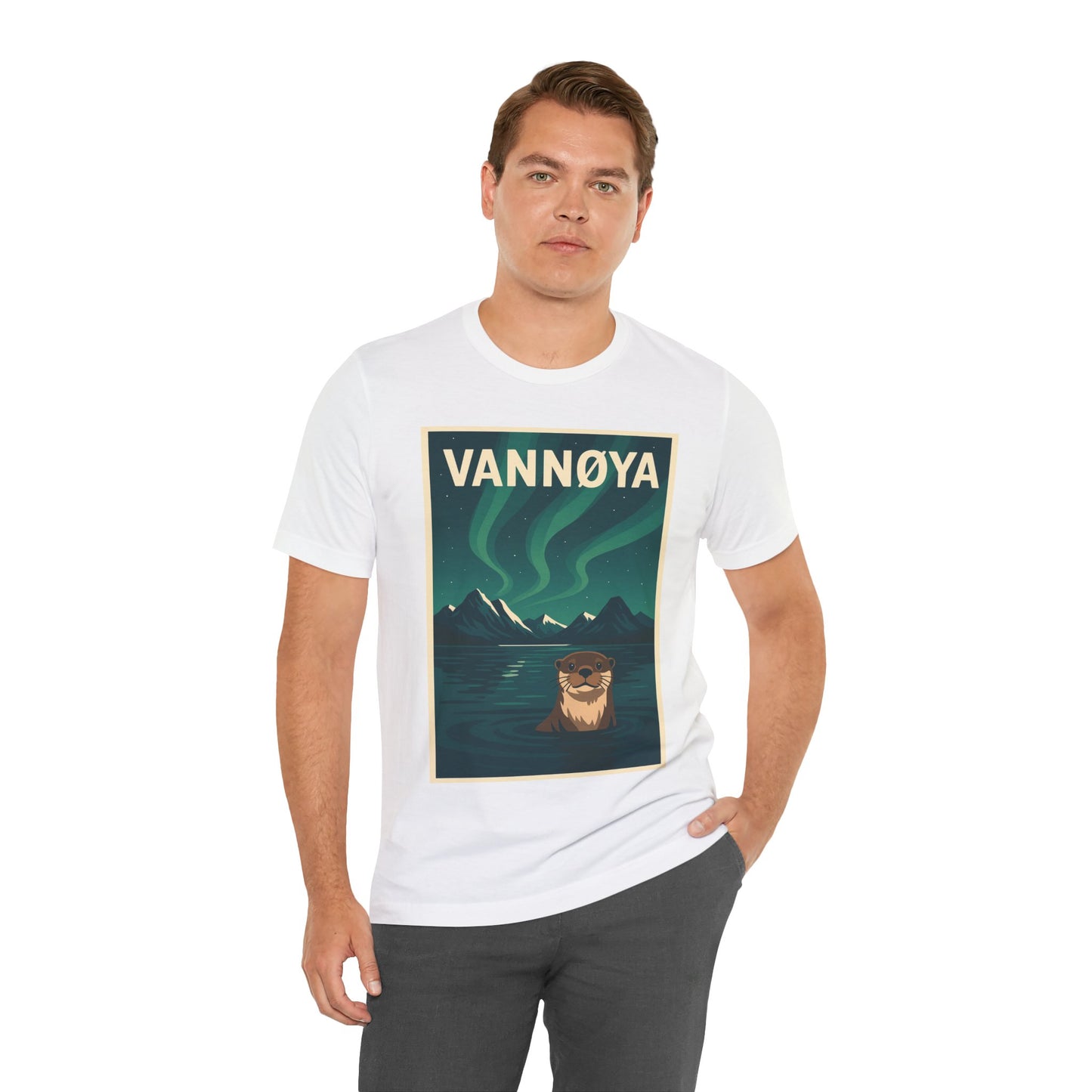 Unisex Jersey T-Shirt – „VANNØYA“ mit Otter & Nordlicht – Natur zum Anziehen