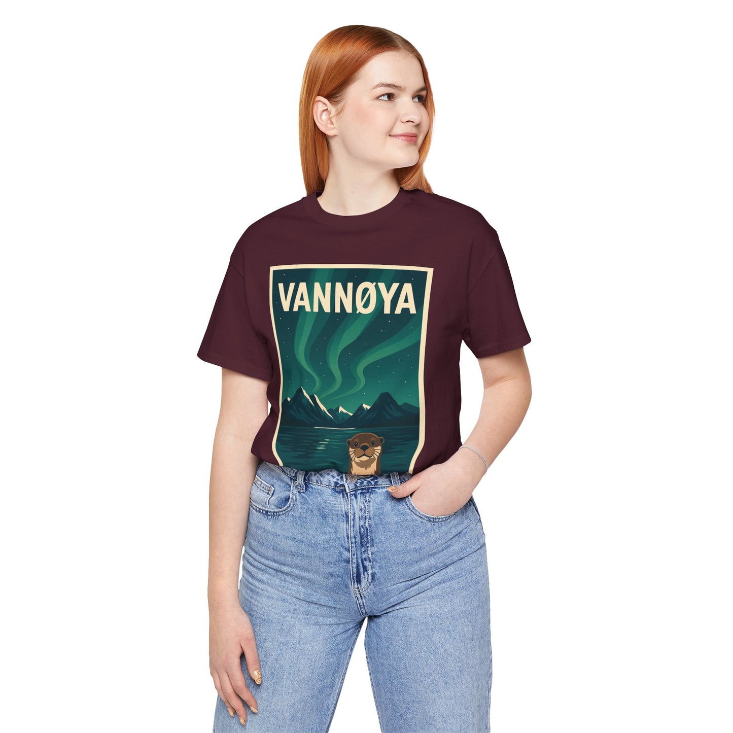 Unisex Jersey T-Shirt – „VANNØYA“ mit Otter & Nordlicht – Natur zum Anziehen