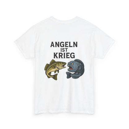 Unisex Heavy Cotton T-Shirt – „Angeln ist Krieg“ – Für alle, die es ernst meinen